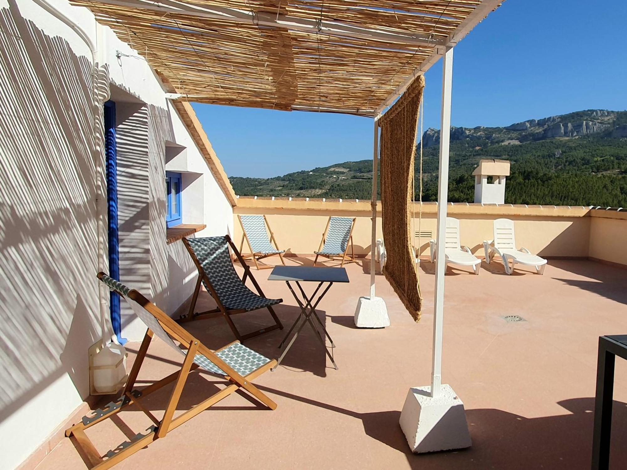 Apartment Atico Rooftop With 360º Views And Art Guadalest