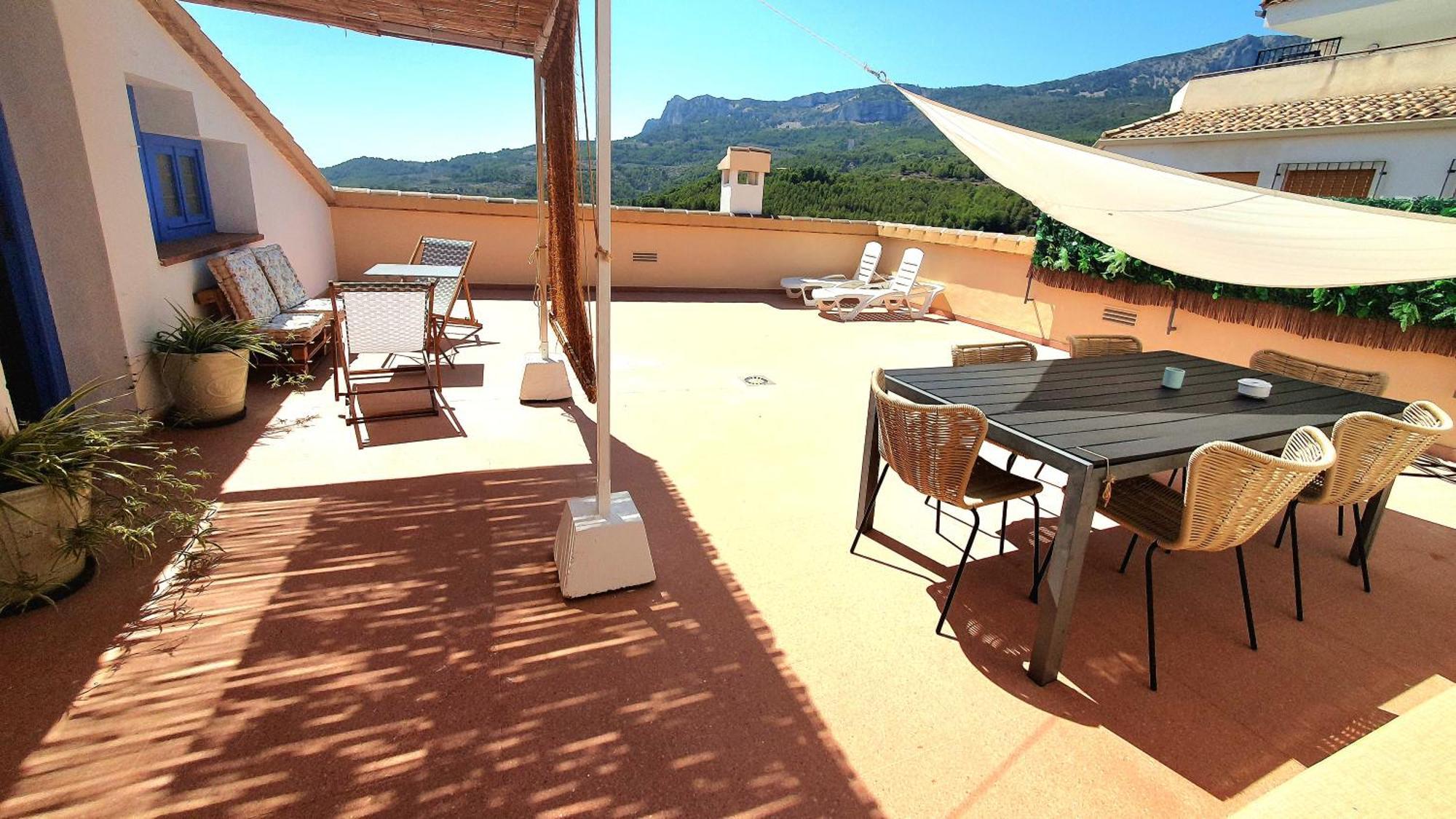 Atico Rooftop With 360º Views And Art Apartment Guadalest